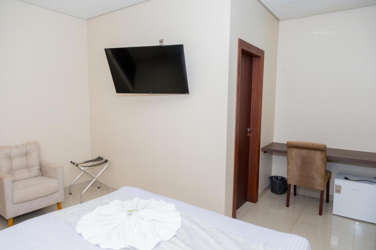 Hotel Itatiaia Tangará da Serra Esterno foto